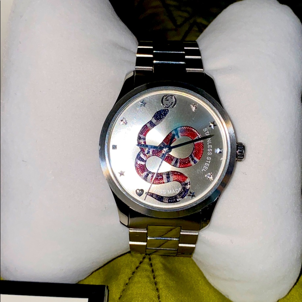 Stainless steel authentic Gucci wrist watch.